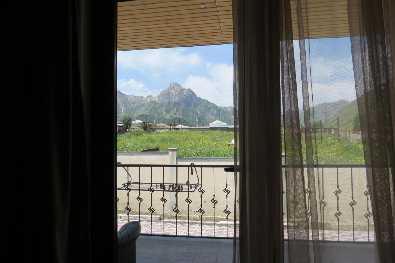 Bibo'S Kokhi Guesthouse Kazbegi Luaran gambar