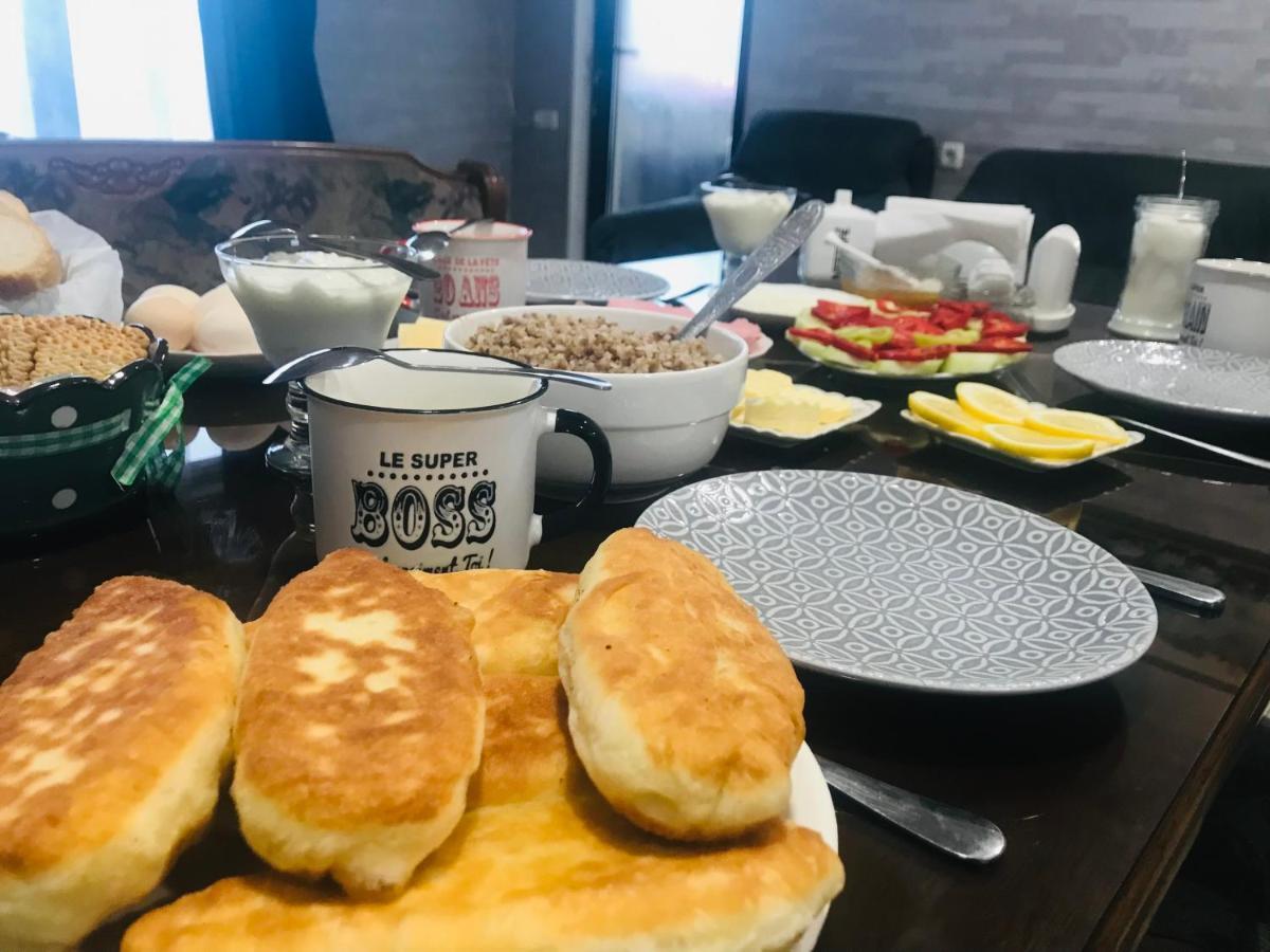 Bibo'S Kokhi Guesthouse Kazbegi Luaran gambar