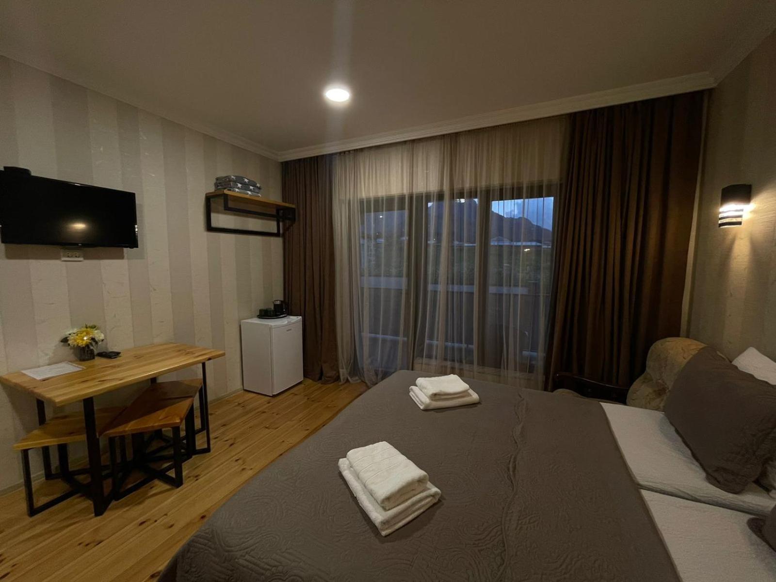 Bibo'S Kokhi Guesthouse Kazbegi Luaran gambar