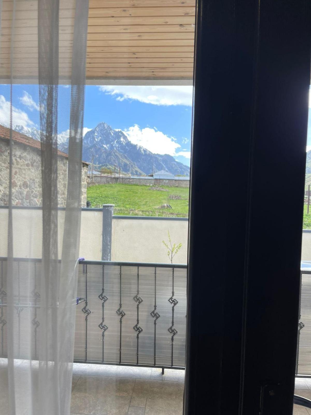 Bibo'S Kokhi Guesthouse Kazbegi Luaran gambar